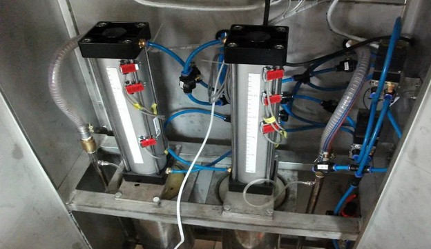 2 heads semi automatic liquid wine olive lub oil filling machines 0.5L-5L3